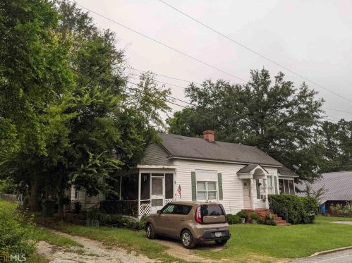 110 Dixie Ave, Hiltonia, GA 30467-2353
