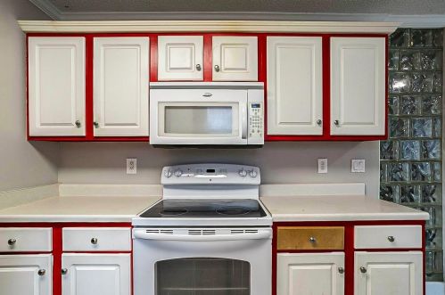 154 Parkside Dr, Stockbridge GA  30281-6902 exterior