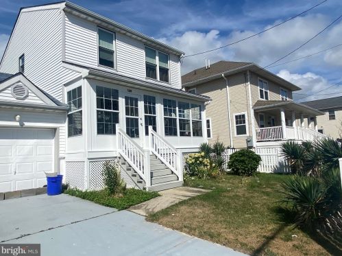128 Rhode Island Ave, Atlantic City, NJ 08401-7781