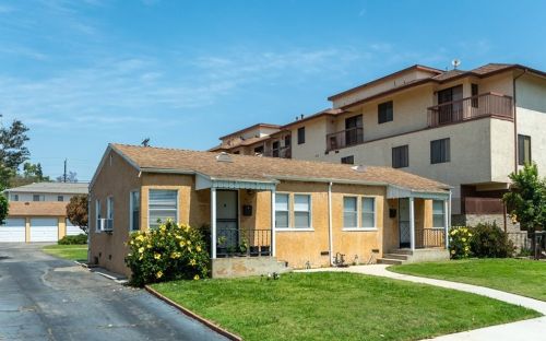 417 Irving Ave, Glendale, CA 91201-2509