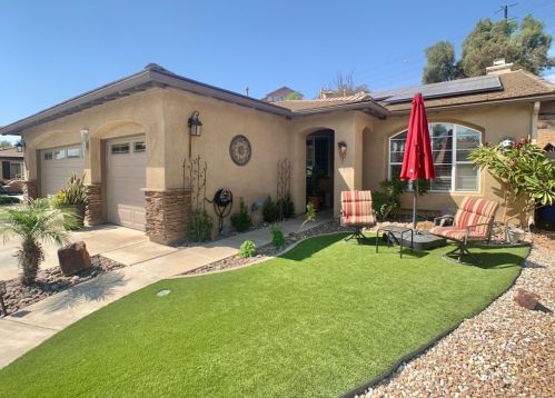13886 Cheryl Creek Dr, El Cajon, CA 92021-7902
