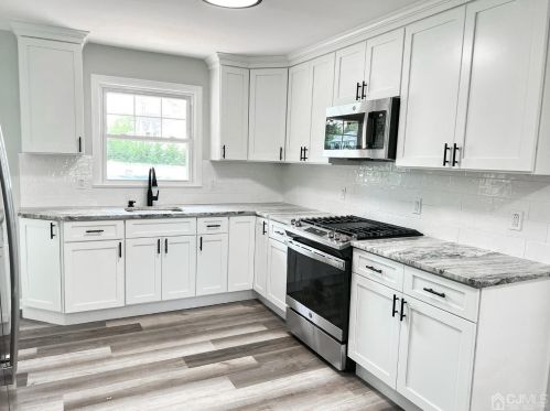 80 Dupont Ave, Piscataway, NJ 08854-2847