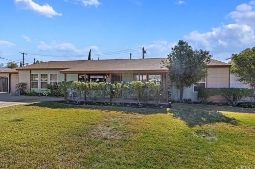 8668 Hoffman Ave, Riverside, CA 92504-4040