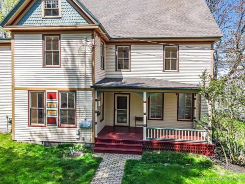 11 Summer St, Hallowell, ME 04347-1170