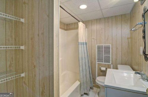 1192 Mountain Springs Dr, Kennesaw GA  30144-5611 exterior
