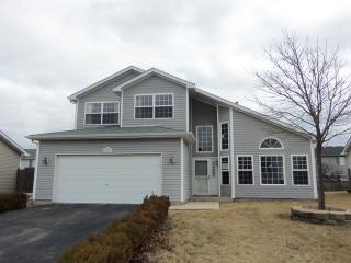 1212 Alene Dr, Plainfield, IL 60586-2202
