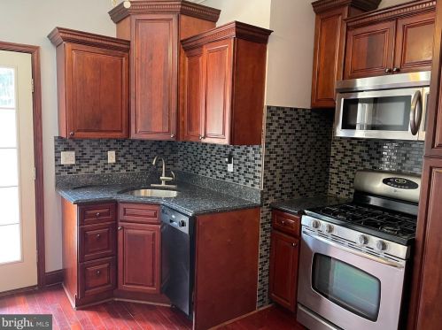 740 Darien St, Philadelphia PA  19147-2806 exterior