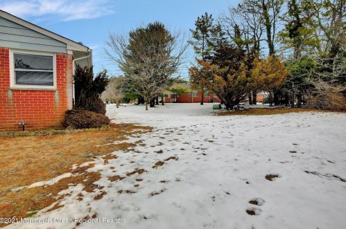 985 Constitution Blvd, Lakehurst NJ  08759-1783 exterior