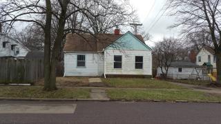 410 Winter St, Pekin IL  61554-4552 exterior
