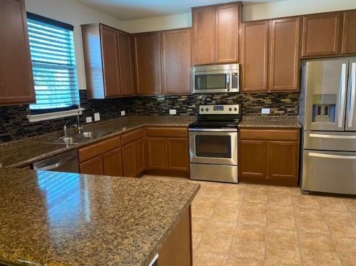 13533 Abraham Lincoln St, Webberville TX  78653-3912 exterior