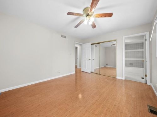 354 Ruth Cir, Lemont IL  60440-1873 exterior