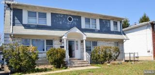 62 Penobscot St, Clifton NJ  07013-2018 exterior