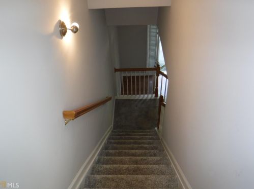 758 Celeste Ln, Atlanta GA  30331-8606 exterior