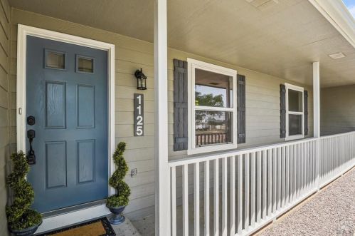 1125 Shenandoah Dr, Pueblo, CO 81007-6177