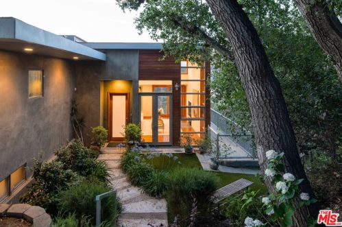 21919 Altaridge Dr, Topanga, CA 90290-4319