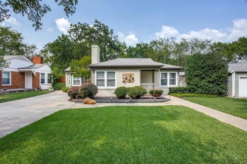 6424 Locke Ave, Fort Worth, TX 76116-4411