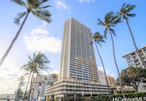 445 Seaside Ave, Honolulu HI  96815-2640 exterior