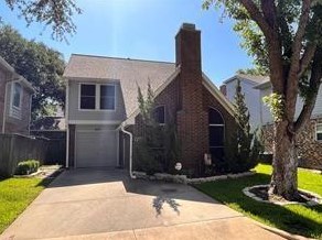 433 Moonlight Way, Irving TX  75063-6701 exterior