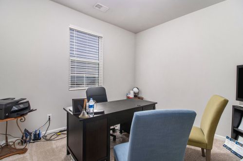 3753 Hempstead Way, Atlanta GA  30331-5268 exterior