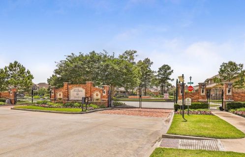 15343 Westland Gate Dr, Conroe, TX 77384-3635