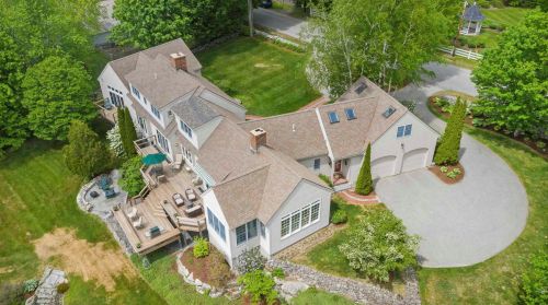 178 Old Main St, New London, NH 03257-6051