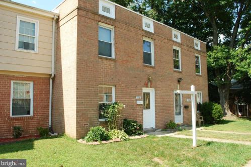 2920 Wren Ct, Woodbridge, VA 22191-4636