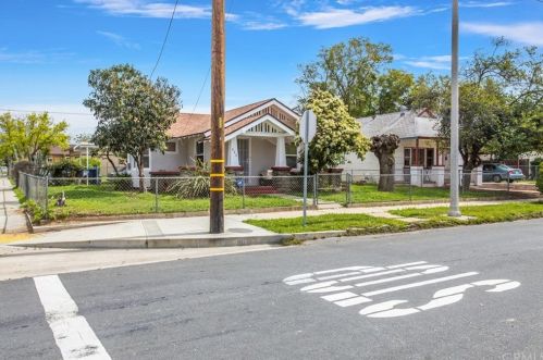 940 Webster St, Redlands, CA 92374-3157