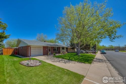 2221 12th St, Greeley, CO 80631-3622