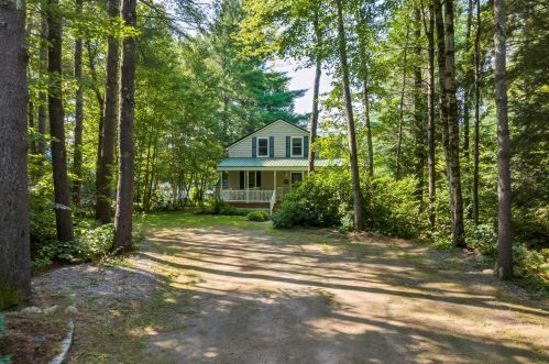 69 Harglen Ln, Laconia, NH 03246-1739