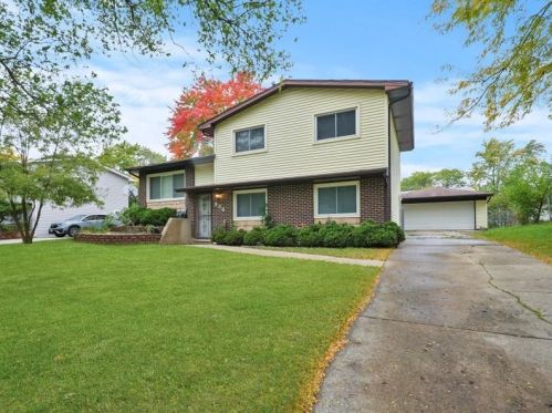354 Ruth Cir, Lemont IL  60440-1873 exterior