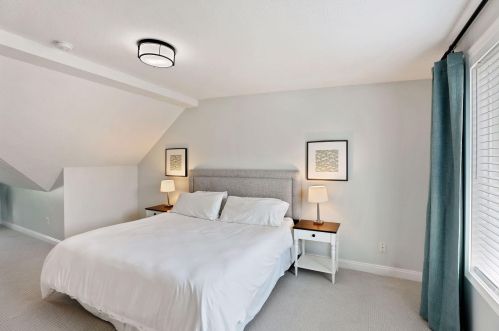 2106 Highland Pkwy, Saint Paul MN  55116-1311 exterior