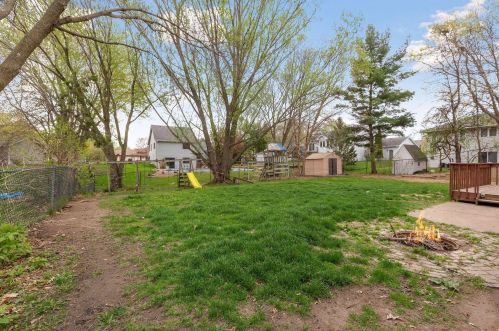 1131 Goodview Ave, Saint Paul MN  55128-6129 exterior