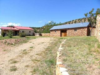 1207 Nm Highway 3, Cerritos, NM 87583