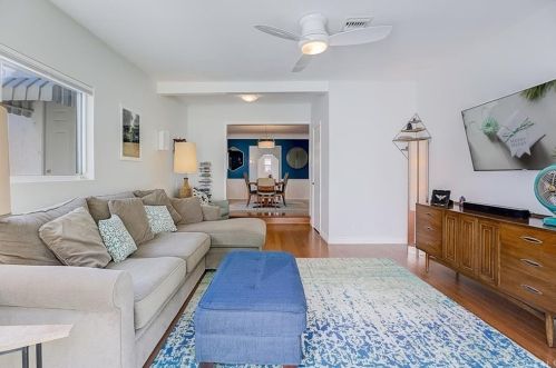 1535 Randall St, Glendale CA  91201-2746 exterior