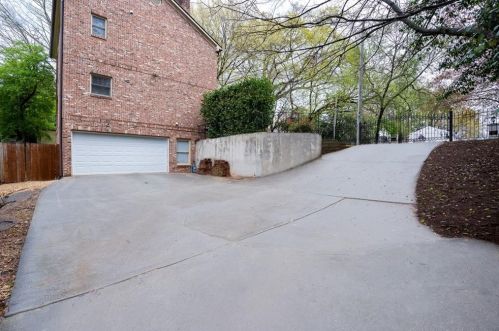 840 Frederica St, Atlanta GA  30306-4704 exterior