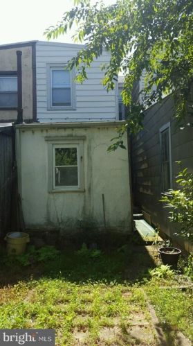 30 Woodland St, Trenton NJ 08610-6147 exterior