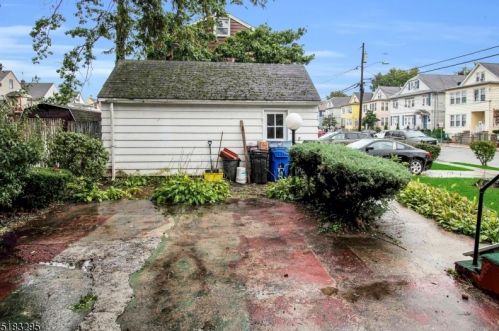 290 19th St, Paterson NJ 07501-2403 exterior