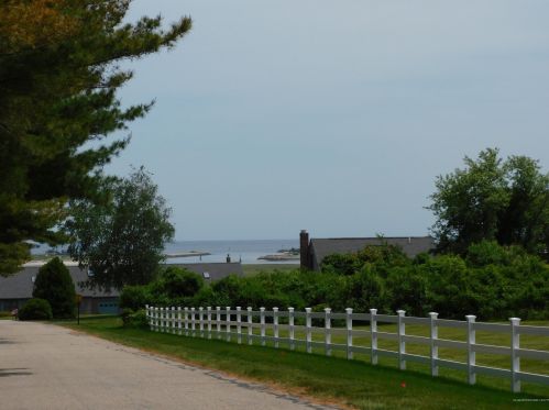 35 Webhannet Harbour Rd, Wells, ME 04090-4636