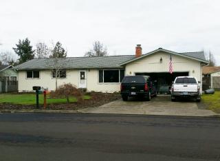 3064 Lorraine Ave, Roseburg OR  97471-2436 exterior