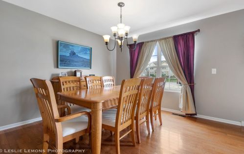 128 Reston Ct, Sycamore IL  60178-3000 exterior