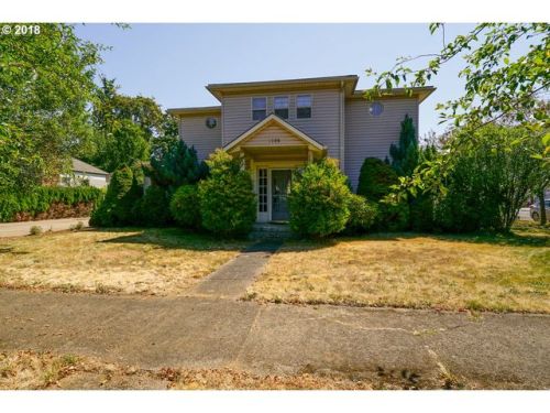 1186 Lyle St, Dallas, OR 97338-2820