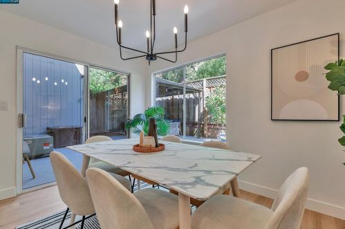 11425 Winding Trail Ln, Pleasanton, CA 94568-2288