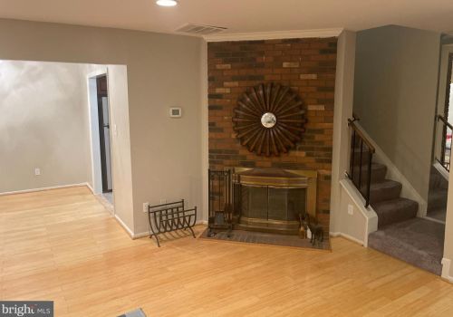 13109 Musicmaster Dr, Silver Spring, MD 20904-6806