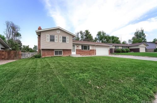 2212 Mountair Ln, Greeley, CO 80634-7550