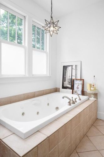 1759 Marietta Rd, Atlanta GA  30318-2763 exterior