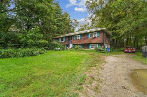 373 Spring Hill Rd, Upper Stepney, CT 06468-2120