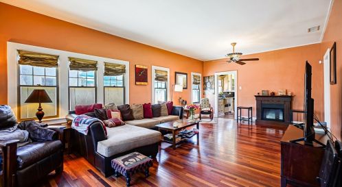 3580 Larchwood Pl, Riverside CA  92506-1236 exterior