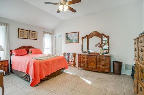 7133 Summerset Dr, Fort Worth TX  76126-4534 exterior