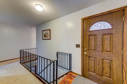 1738 18th Ave, Saint Paul MN  55112-5409 exterior