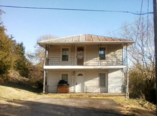 555 Woodland Rd, Oaklevel, VA 24055-5530